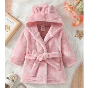 NWT - SHEIN Baby Pink Hooded Fleece Robe – 0–1 Month 🍼💗